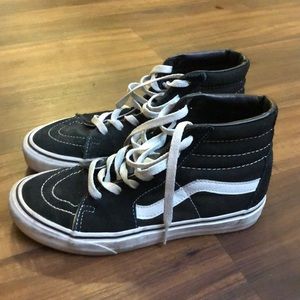 Women’s size 7 vans !